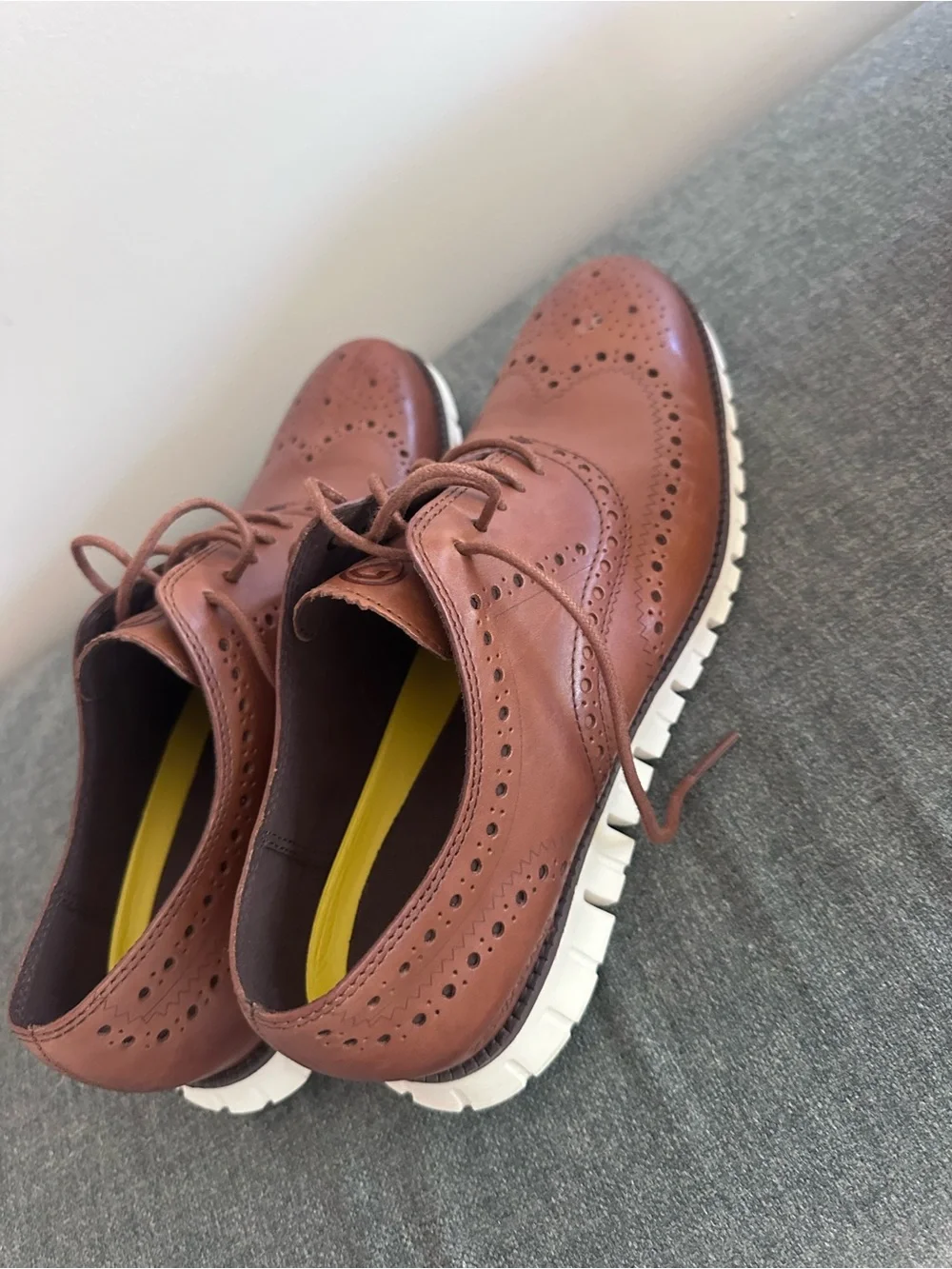 COLE HAAN Zerogrand Wingtip Oxford Shoes Men's Size 11 British Tan